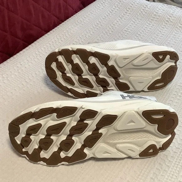 Hoka One One Clifton 9 Women's White Sneakers - Picture 6 of 7